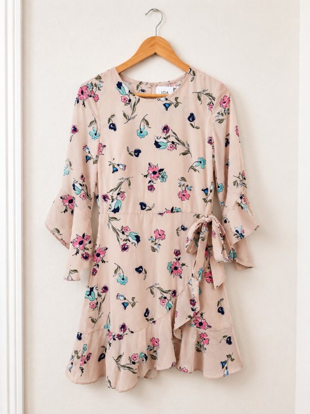 Feminine Floral Ruffle Dress